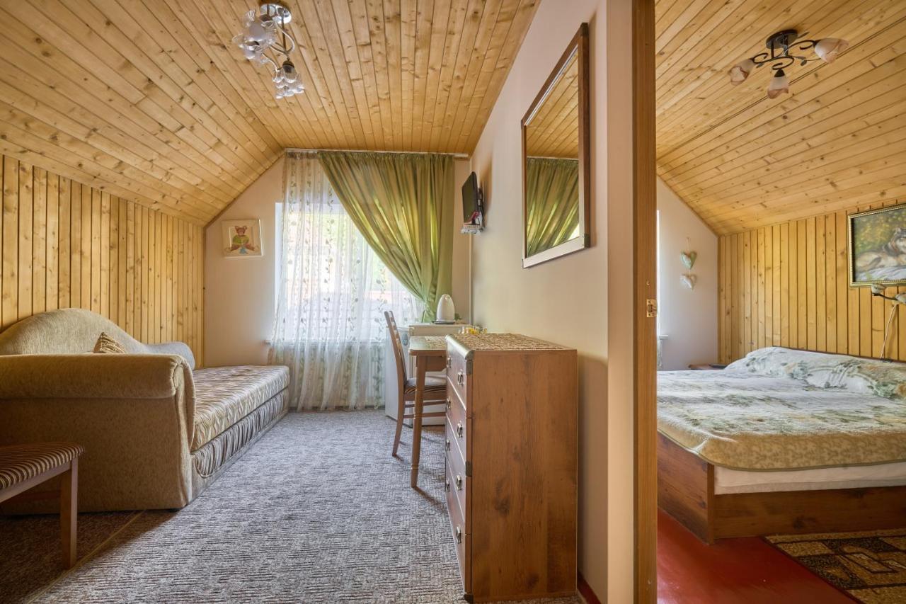 Tsaryna Sadyba Yablunytsya Luaran gambar
