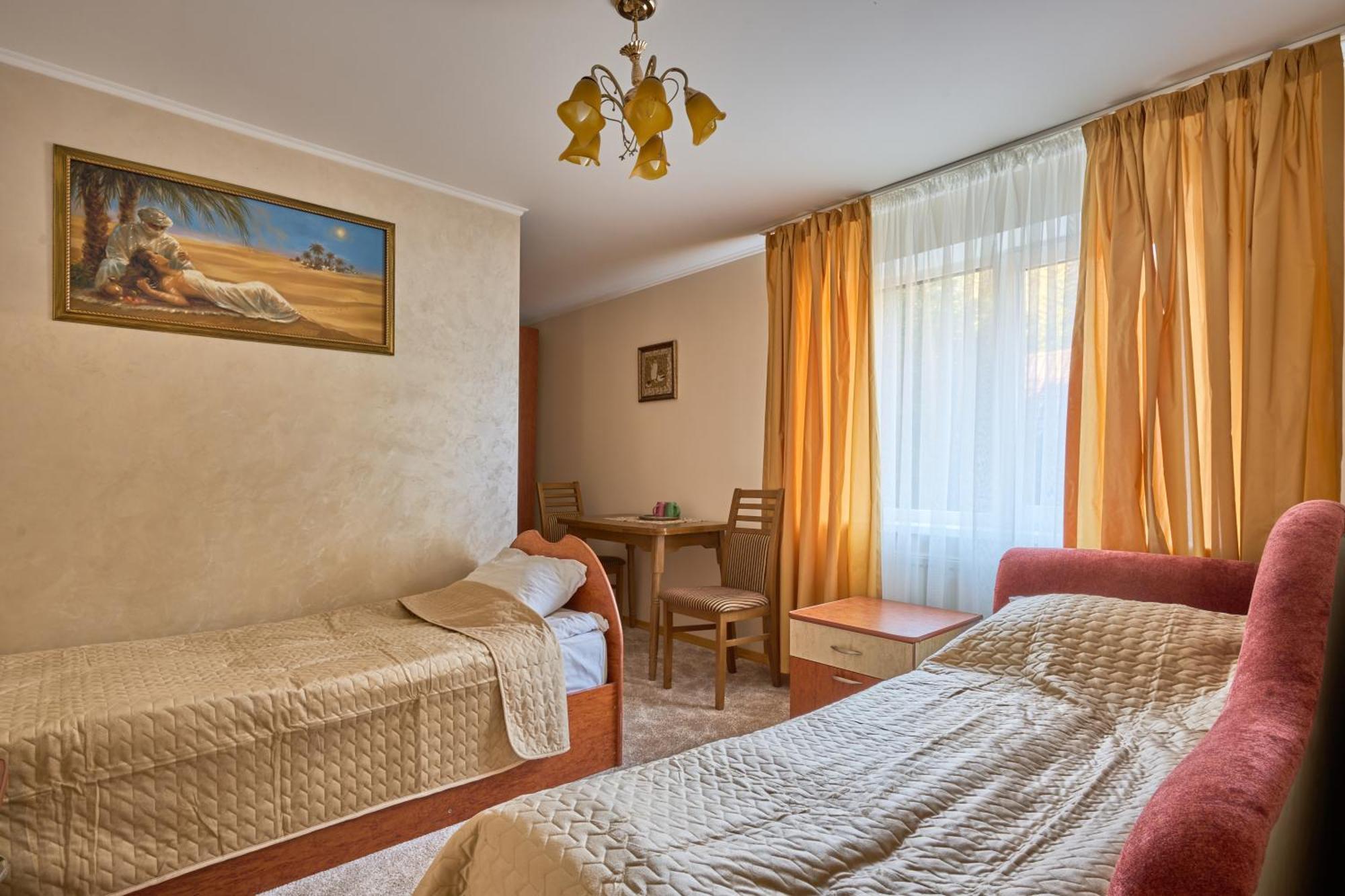 Tsaryna Sadyba Yablunytsya Luaran gambar